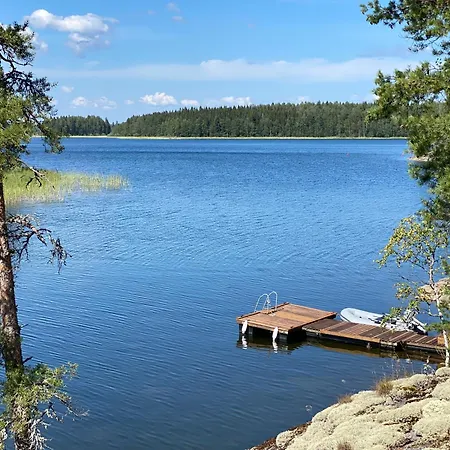 Moenni Saari
