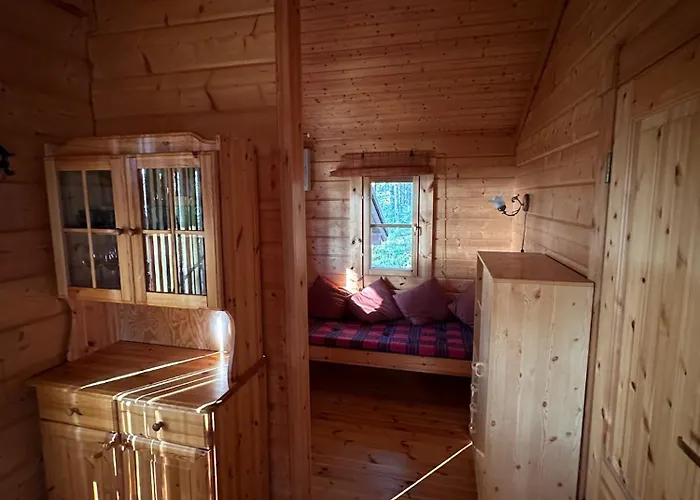 Moenni Saari 度假居 萨翁林纳